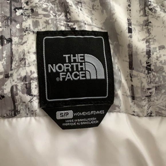 NWT The North Face Women’s Nuptse 2 Vest Size Small - Picture 4 of 4